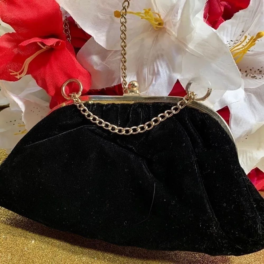 Black Velvet Shell Evening Bag - Picture 2 of 4